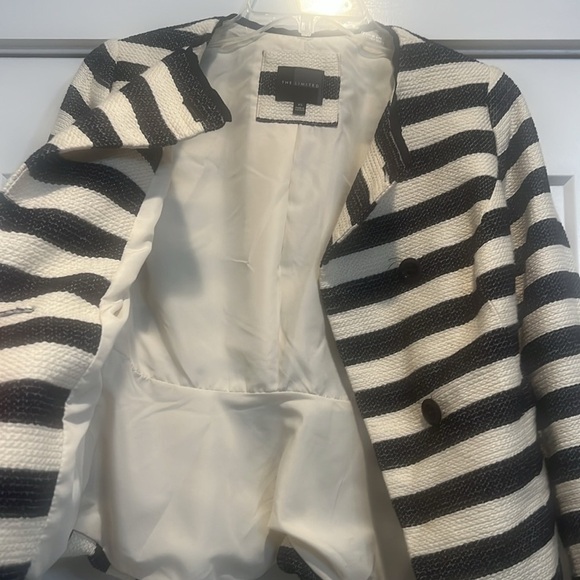 The Limited navy and off white striped tweed style jacket  size XS. - Picture 9 of 10